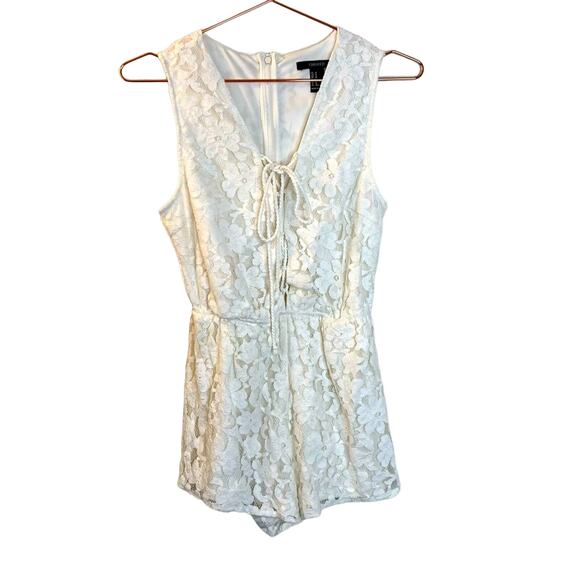 Forever 21 ivory cream lace sleeveless lace up romper - Picture 1 of 4